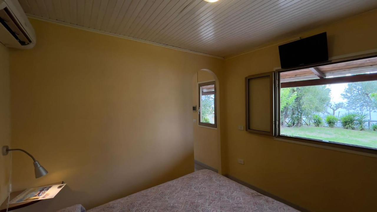 Villaggio Villa Lubrense ماسّا لوبْرينسِ المظهر الخارجي الصورة